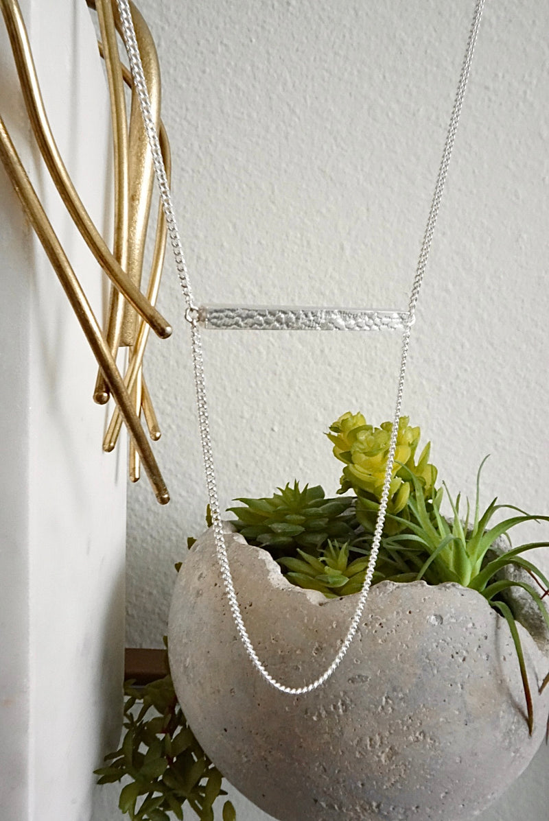 Hartwieg Linear Dot Double Link Necklace